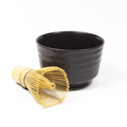 bol japonais à matcha en céramique noire