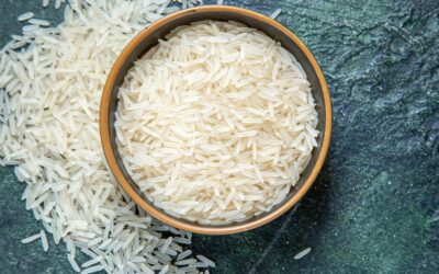 5 bienfaits de l’eau de riz : cheveux, visage, digestion…