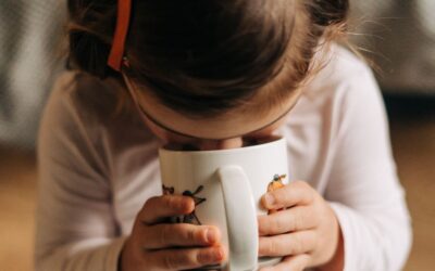 Les enfants peuvent-ils boire du thé ? L’avis des experts