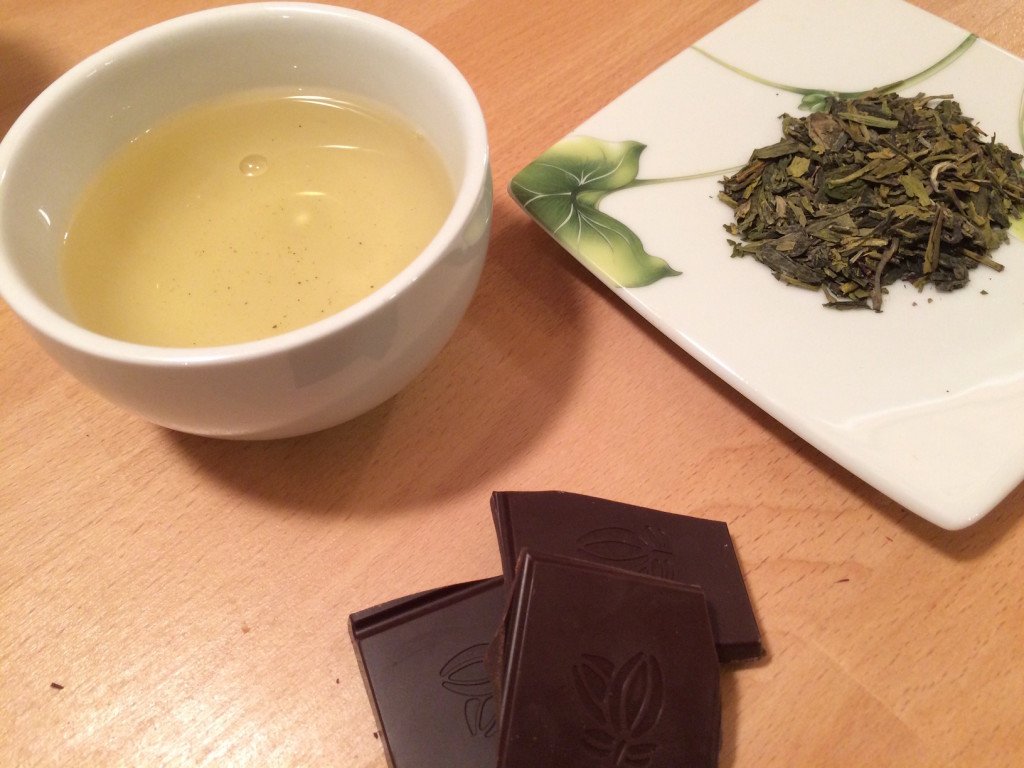 Le long Jing s'associe plus volontiers au chocolat au lait qu'avec le chocolat noir.