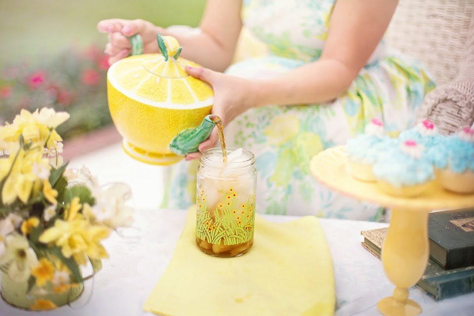 Thé glacé au jardin