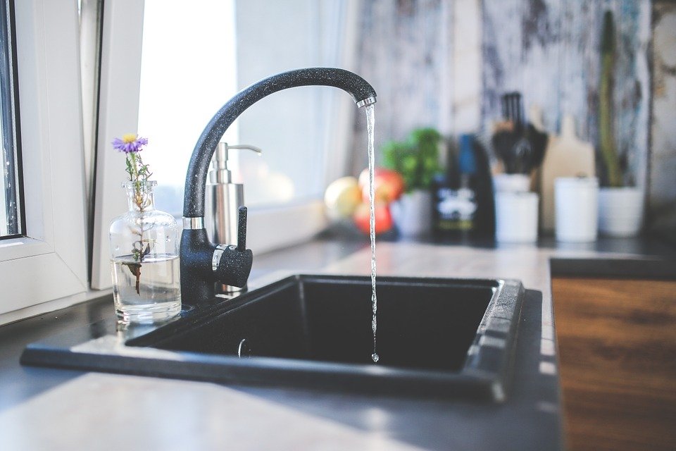 eau du robinet pour le thé