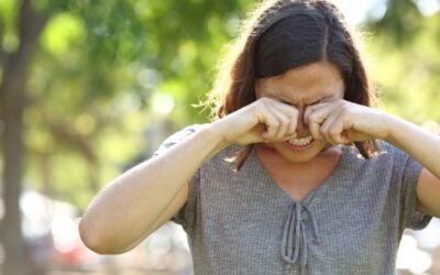 5 remèdes de grand mère contre les yeux qui grattent